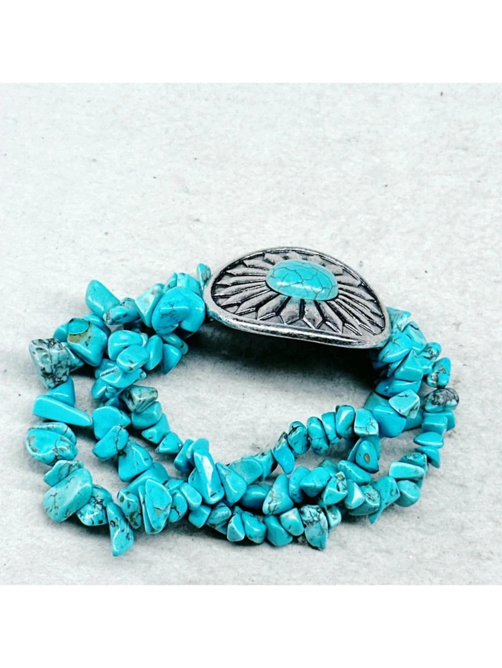 3006u. Dyed Howlite Bracelet Small